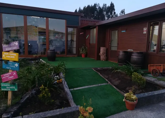 Hotel cerca del colegio: Crucesinn Albergue